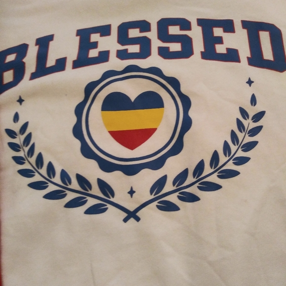 Brand New long sweat shirt - Picture 2 of 8